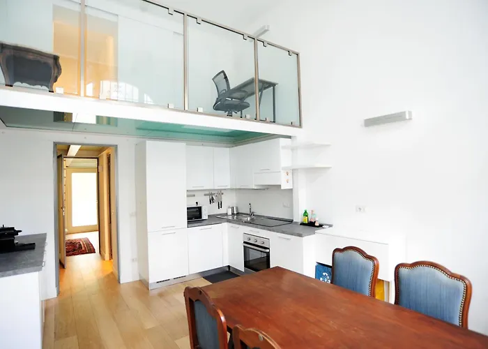 Giovio Duplex